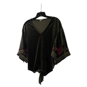 TRIBAL JEANS velvet top beautiful details on sleeves. Extra small fits med.